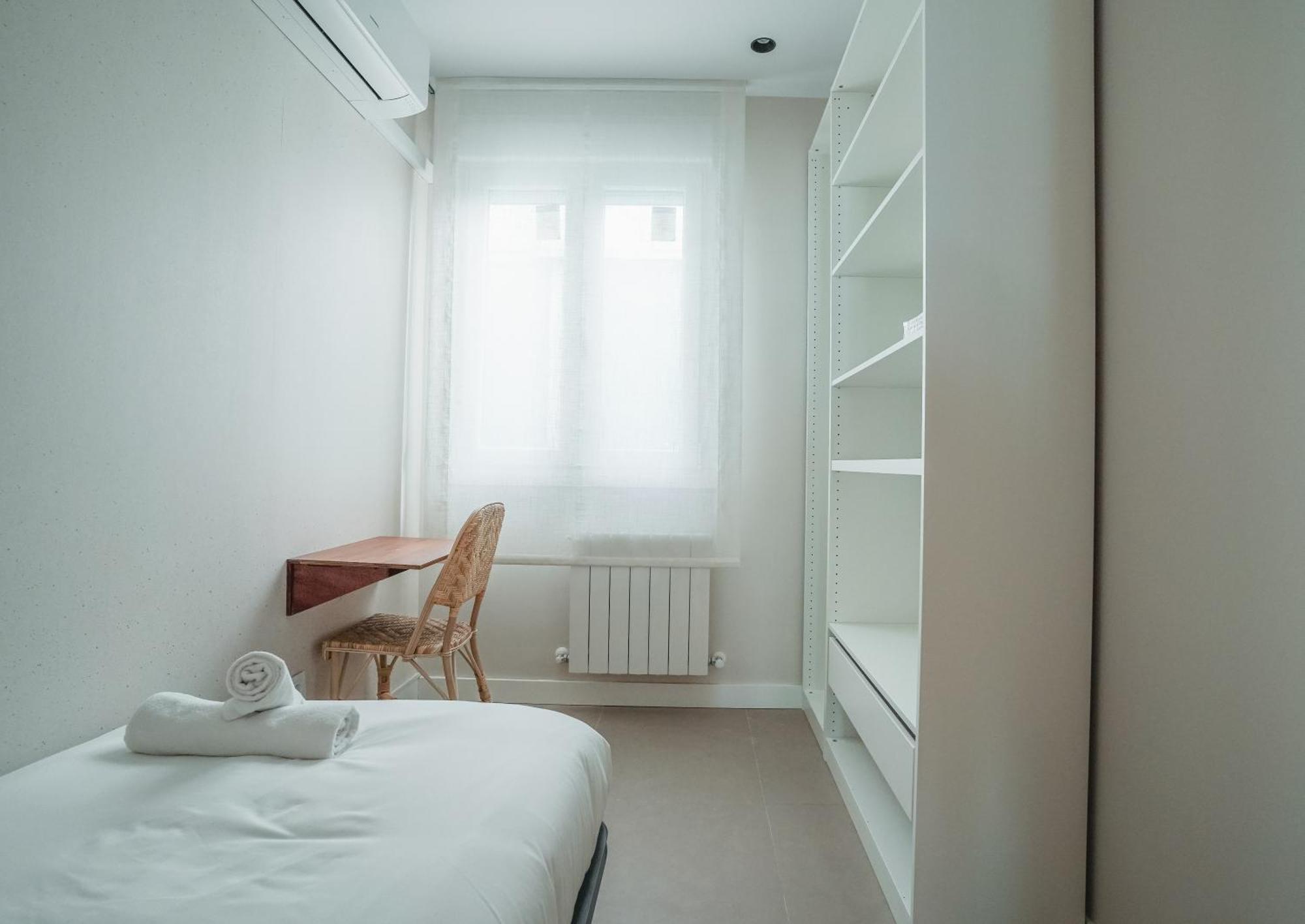 Modern Apartment-2Bedrooms 1Bath-Cuatro Caminos Мадрид Екстериор снимка