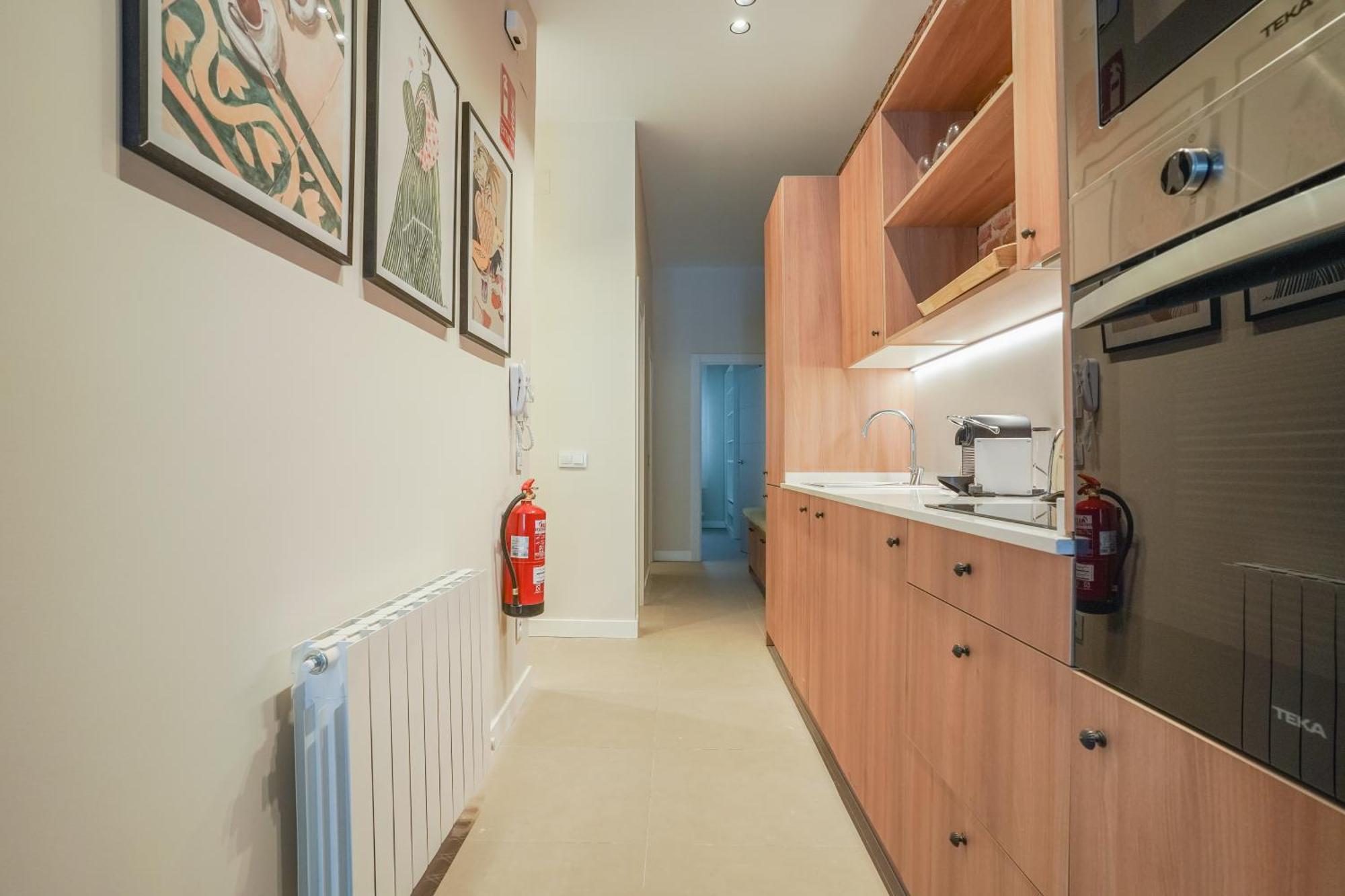 Modern Apartment-2Bedrooms 1Bath-Cuatro Caminos Мадрид Екстериор снимка