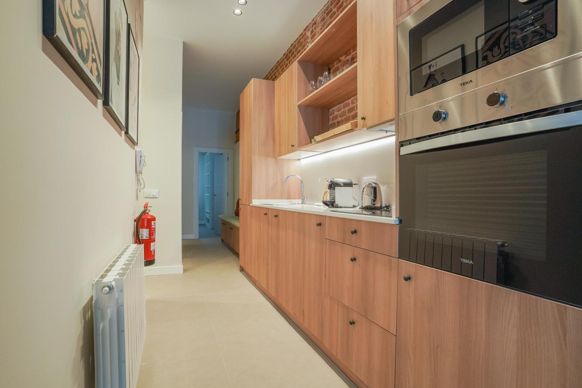 Modern Apartment-2Bedrooms 1Bath-Cuatro Caminos Мадрид Екстериор снимка