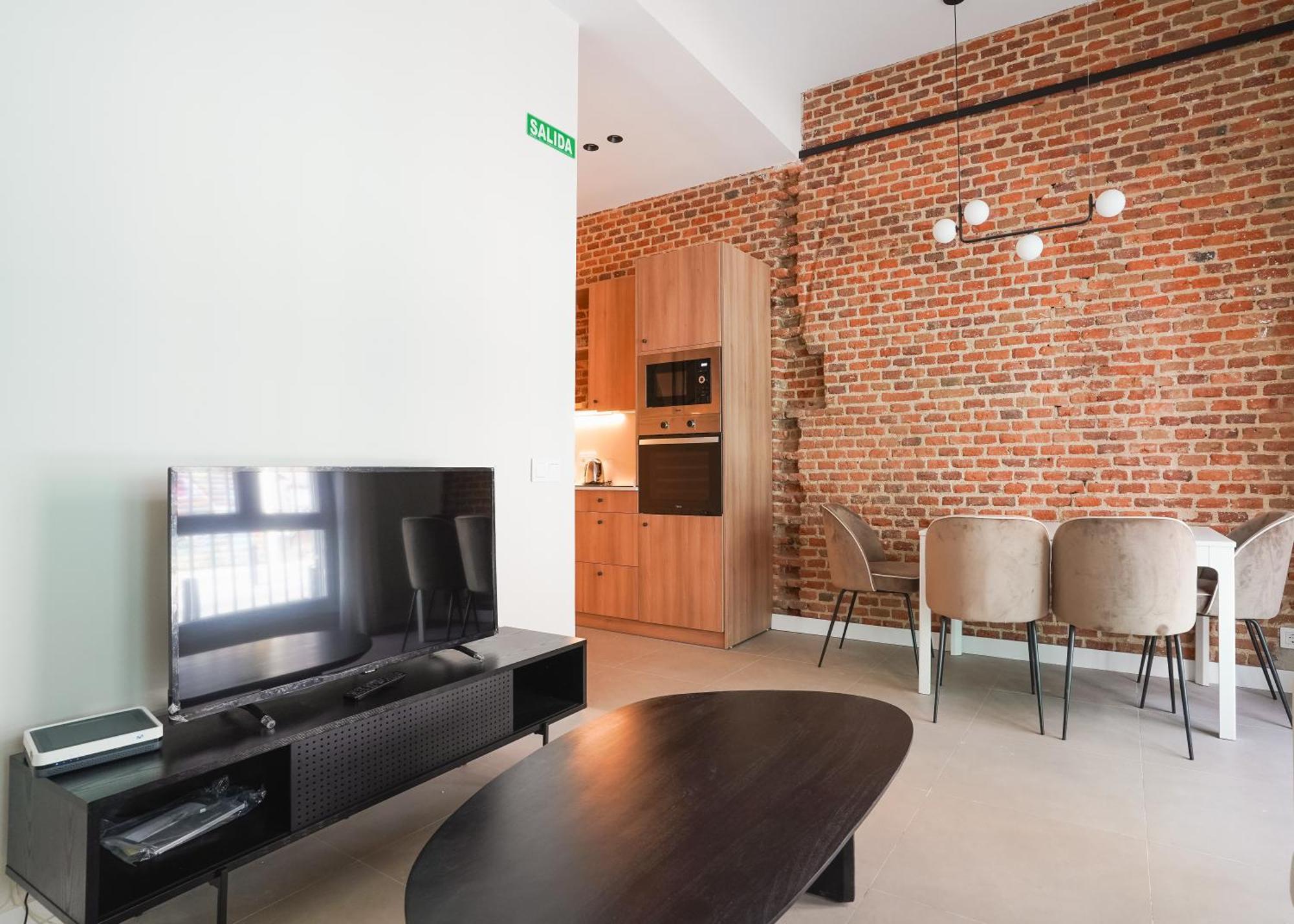 Modern Apartment-2Bedrooms 1Bath-Cuatro Caminos Мадрид Екстериор снимка